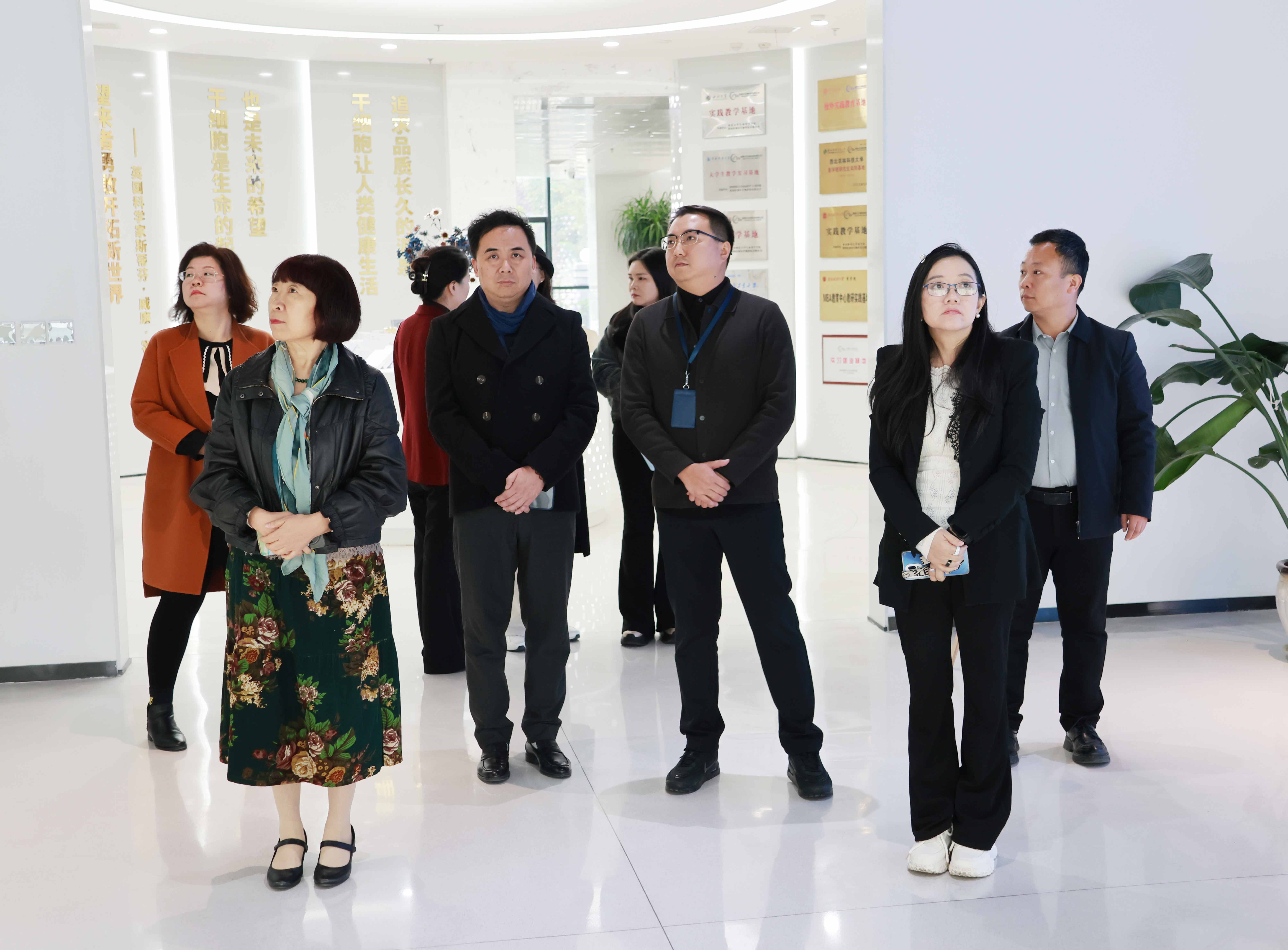 津门三大医院专家再访医赛尔——哈佛教授加盟共探风湿免疫领域新路径